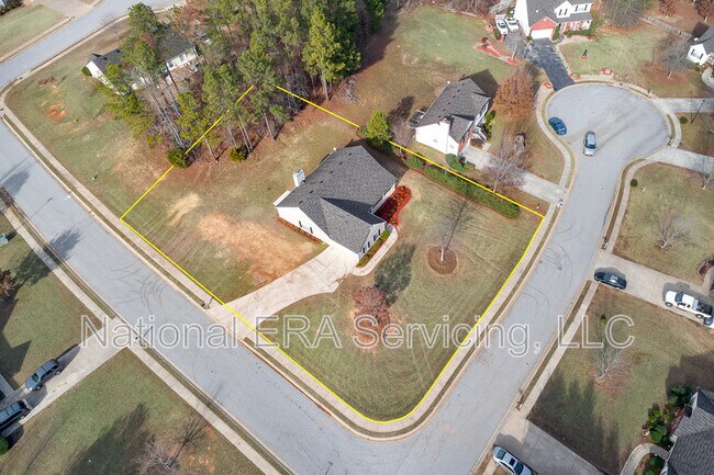 Building Photo - 185 Vintage Dr