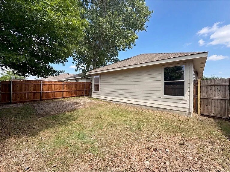Building Photo - 8849 Sun Haven Way