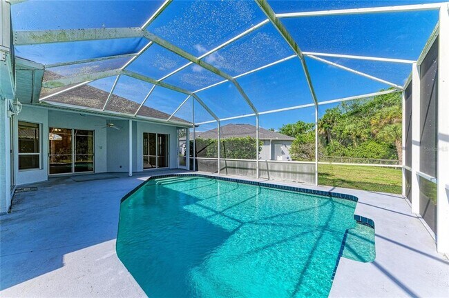 Building Photo - 4805 76th Ct E