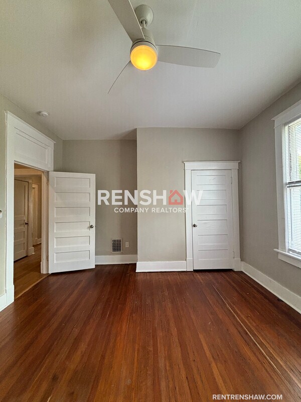 Building Photo - 59 N Willett St