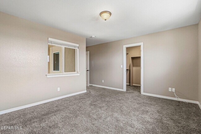 Building Photo - 1004 Wensley Pl