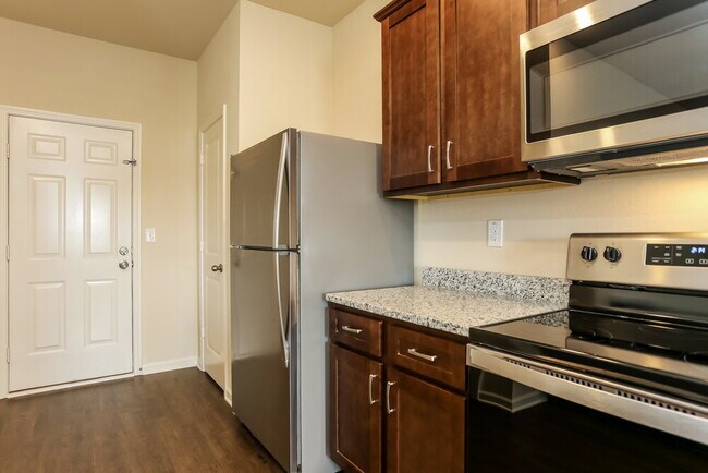 Building Photo - 3343 Clawing Hawk Way