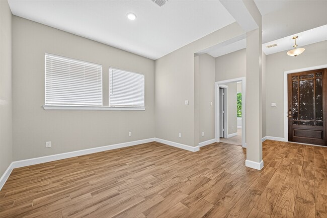 Building Photo - 302 Pure Parsley Path