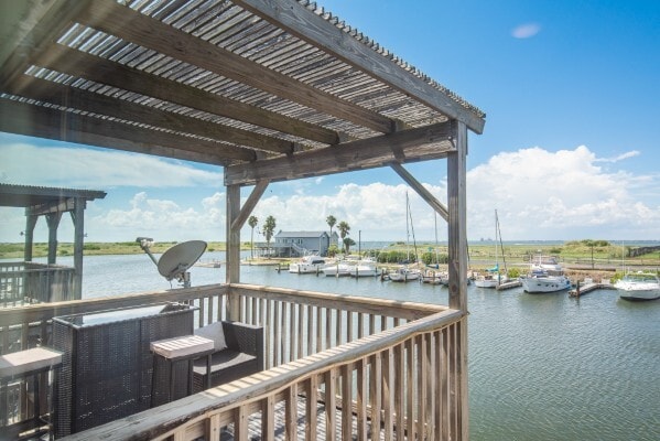 Building Photo - 15325 Bonasse Ct