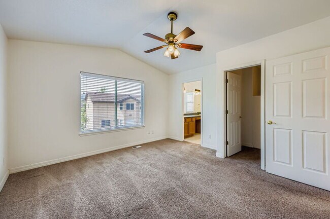 Building Photo - 504 Pyrite Terrace