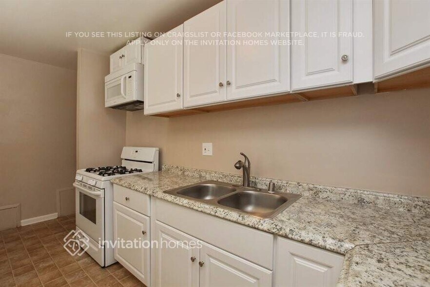 Building Photo - 14918 Prichard St