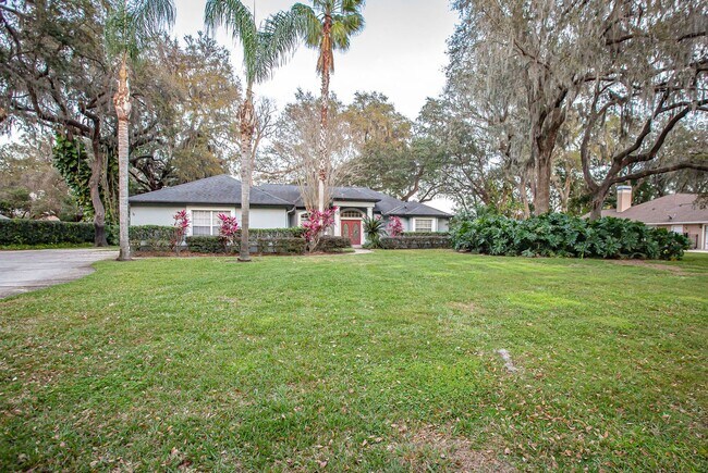 Building Photo - FOR RENT!!! STUNNING AND SPACIOUS 5 BEDROOM SINGLE FAMILY HOME...