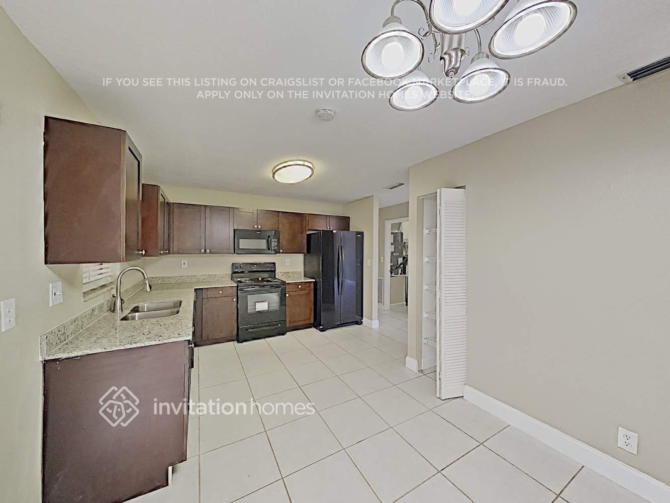 Building Photo - 12162 NW 23rd Manor