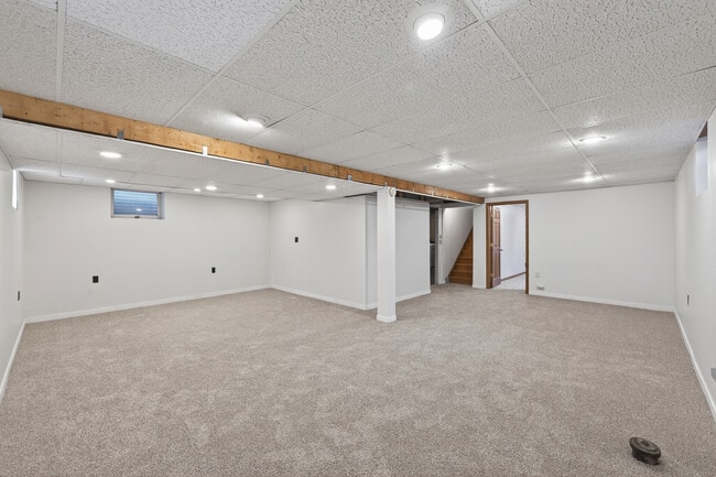 Building Photo - 11209 Oregon Ave N