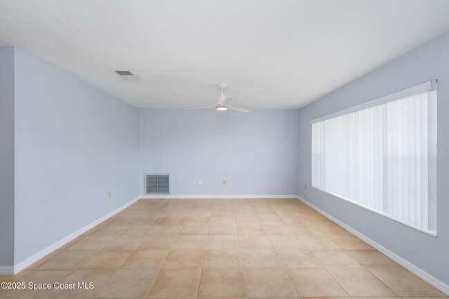 Building Photo - 460 Carissa Dr