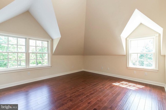 Building Photo - 2115 Pony Trail Dr