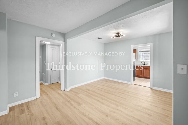 Building Photo - 8057 Oakwood St