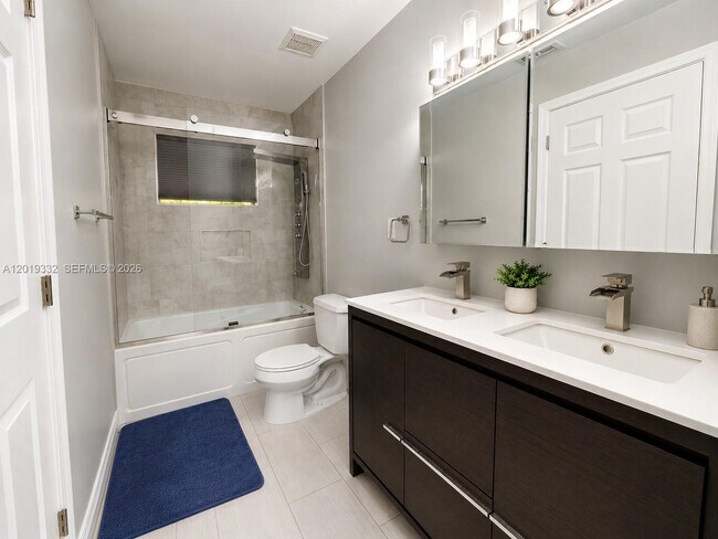 Building Photo - 8816 Collins Ave