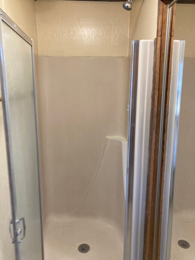 Building Photo - 9900 N US Hwy 77