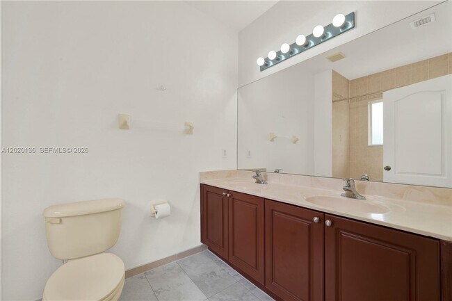 Building Photo - 8566 SW 214th Way