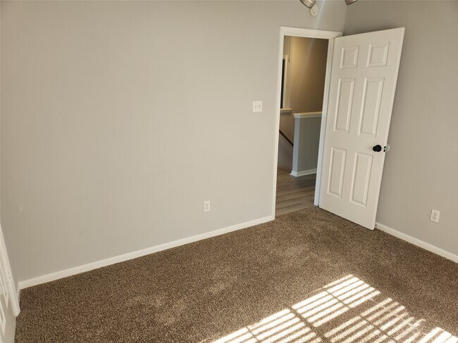 Building Photo - 2611 Anthony-Hay Ln