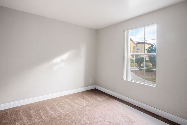 Building Photo - 2801 N Rainbow Blvd