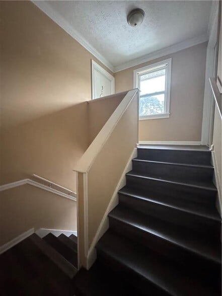 Building Photo - 393 Stone Mountain St