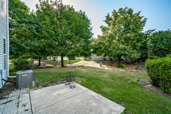 Building Photo - 3933 Granite Ct