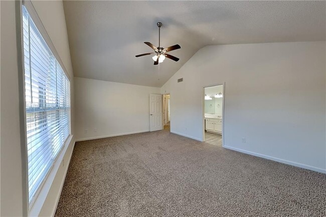 Building Photo - 595 Alstonefield Dr