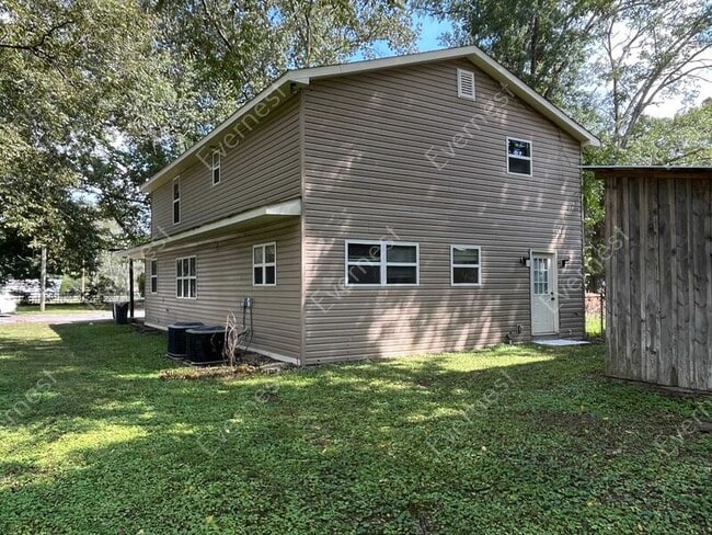 Building Photo - 1660 Chattanooga Valley Rd