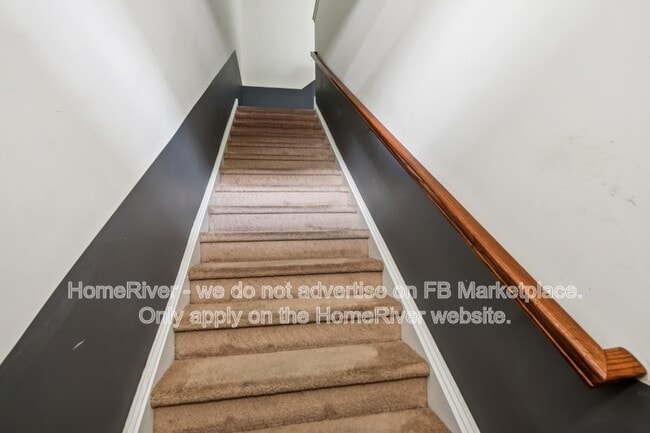 Building Photo - 504 Degas Ct