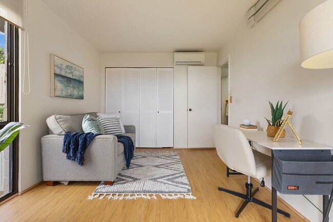 Building Photo - 217 Prospect St