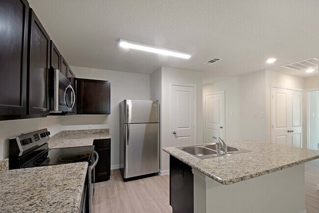 Building Photo - 26035 Stillbrook Ln