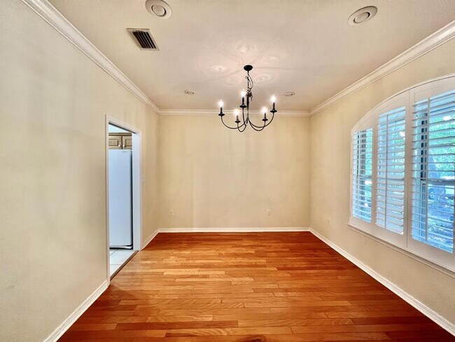 Building Photo - 6478 Avenida De Galvez