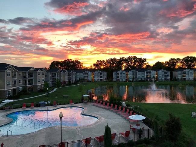 Building Photo - Bridgeway Chattanooga Apartment Homes