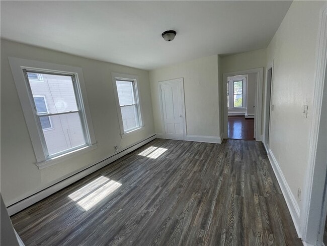 Building Photo - 124 East St