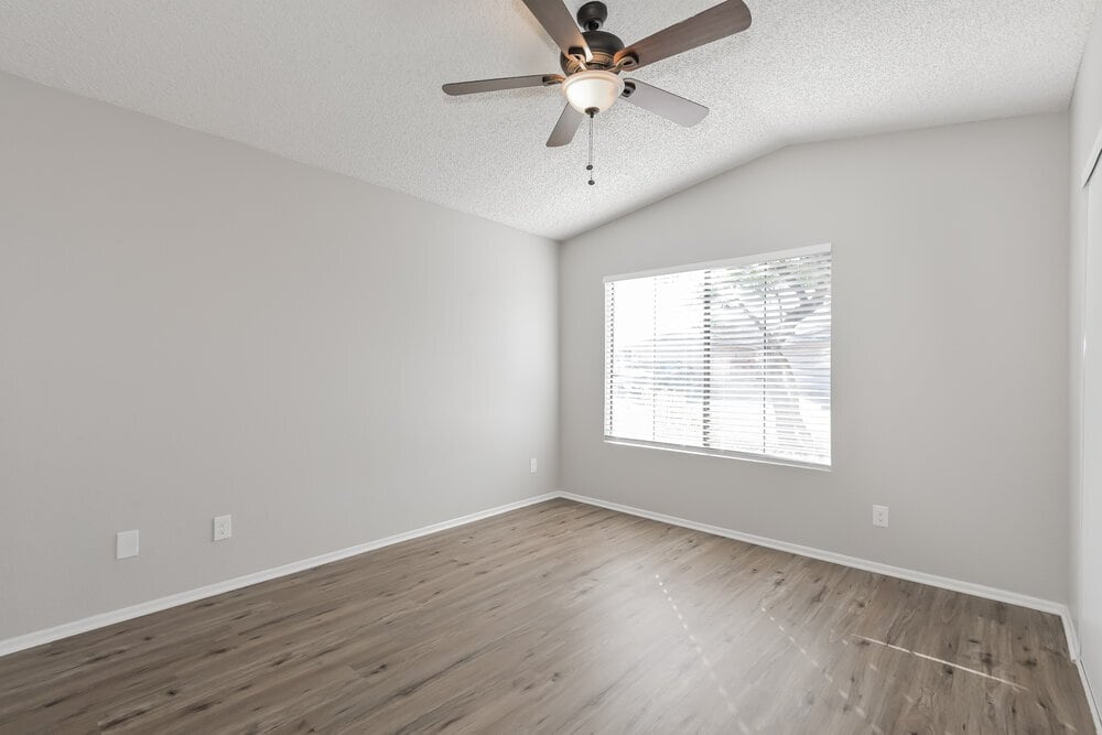 Building Photo - 10231 Cll Del Este