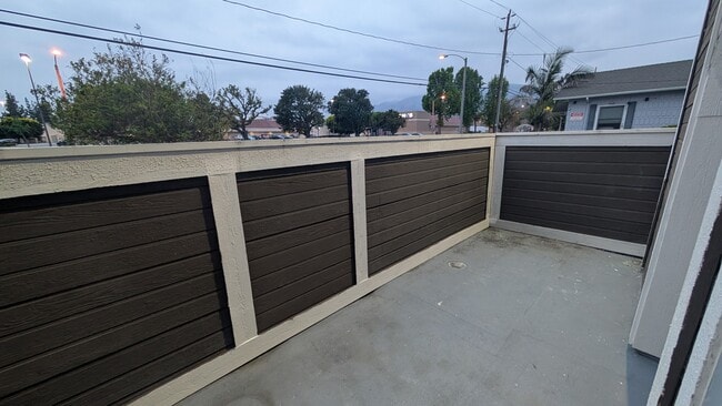 Building Photo - 1300 Mayflower Ave