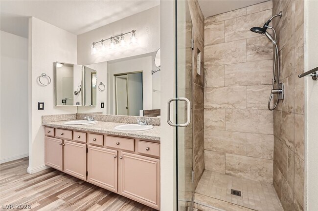 Building Photo - 1779 Yellowwood Dr