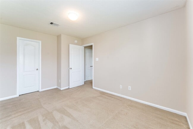 Building Photo - 10406 Harbor Canyon Dr