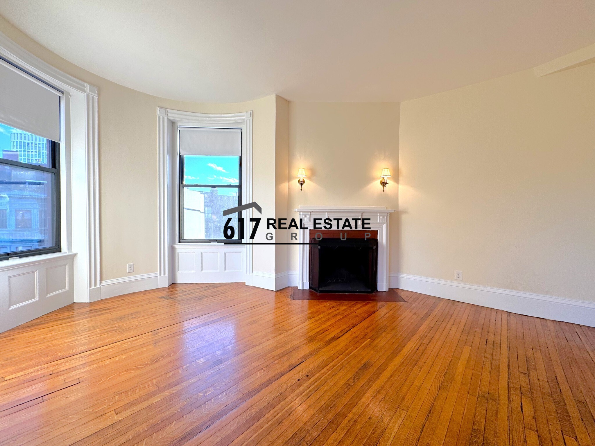 Building Photo - 504 Beacon St