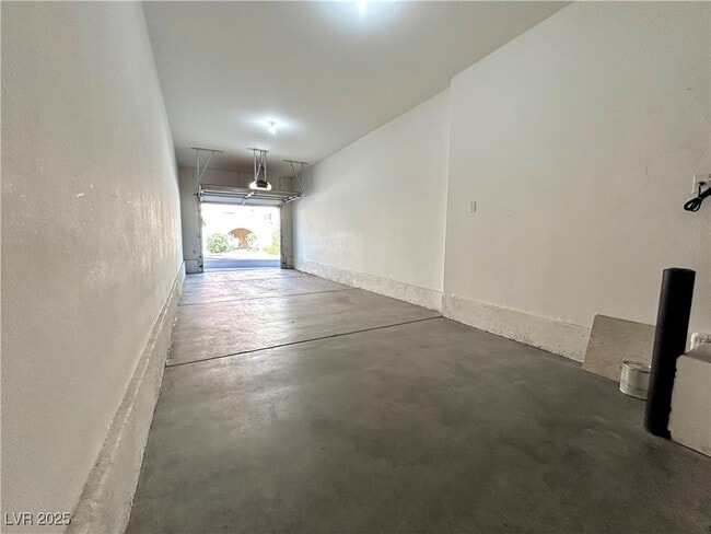 Building Photo - 11855 Portina Dr