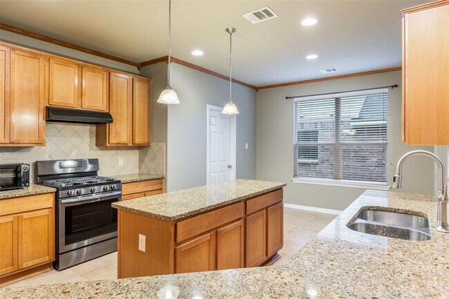 Building Photo - 1317 Sundrop Cove