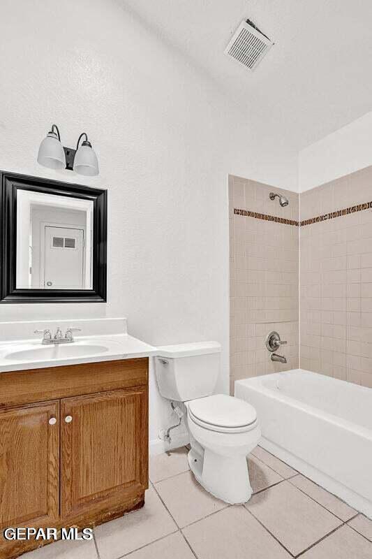 Building Photo - 1921 Lake Omega St