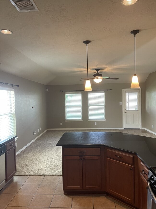 Building Photo - 11122 Barker Park Ct