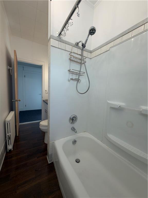 Building Photo - 6 Sunnyside Pl