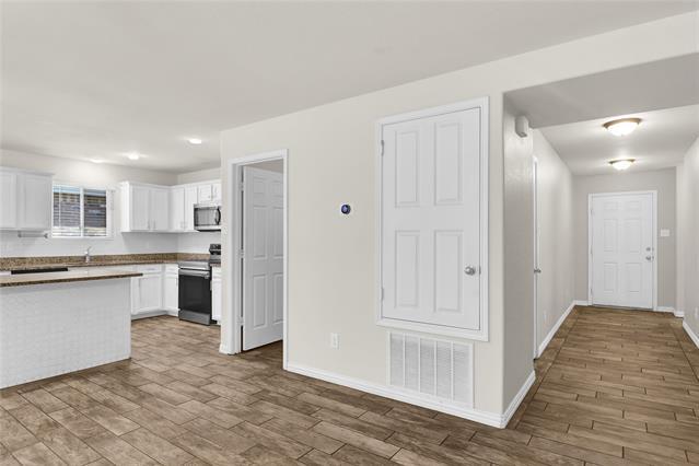 Building Photo - 9901 Pyrite Dr