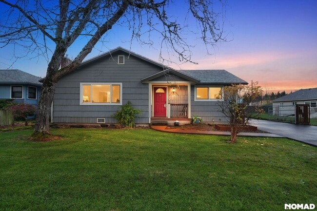 Building Photo - 2920 Pearl St