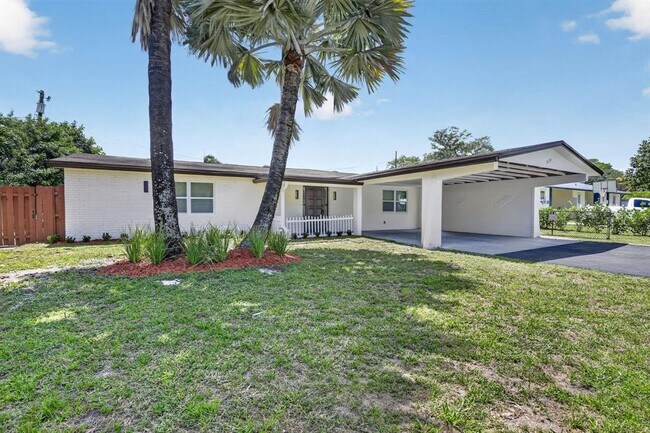 Building Photo - 2630 SW 49th Ct