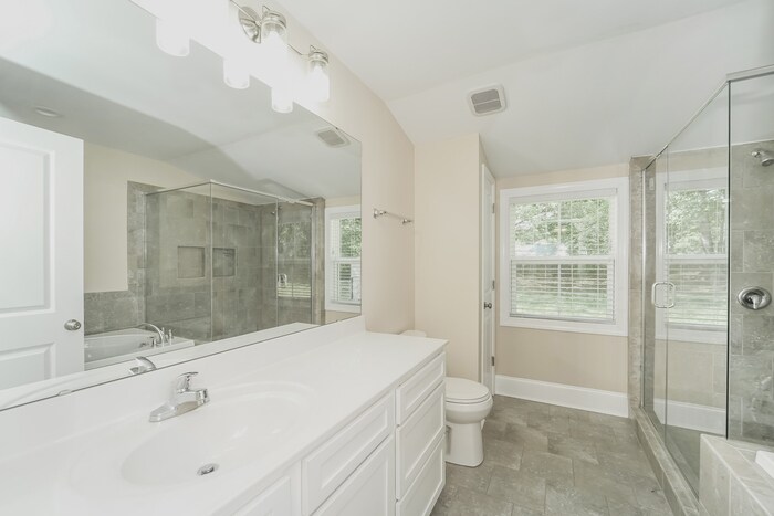 Building Photo - 205 Marion St