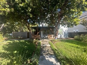 Building Photo - Charming Home in Winters, CA