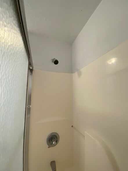 Bathroom - 3615 Dawson St