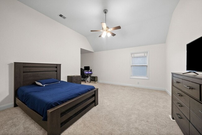 Building Photo - 1004 Black Oak Cir