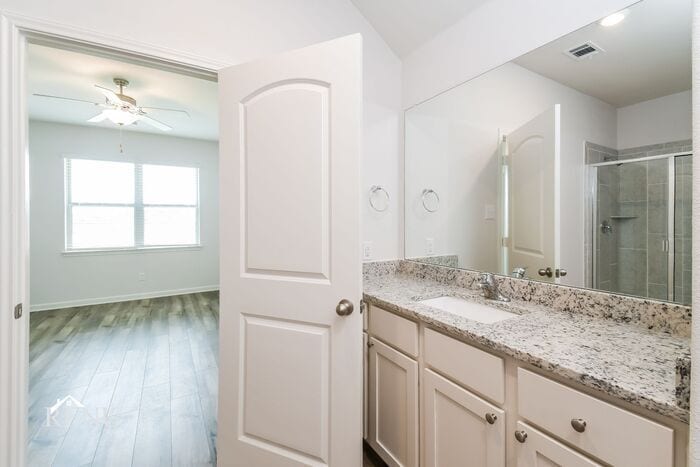 Building Photo - 1017 Wheatfield Ln