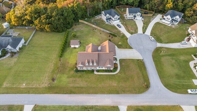 Building Photo - 202 Tidewater Dr